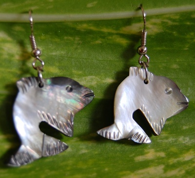 shell earring fish ornamenet