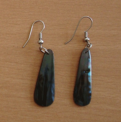 black mop shell earring