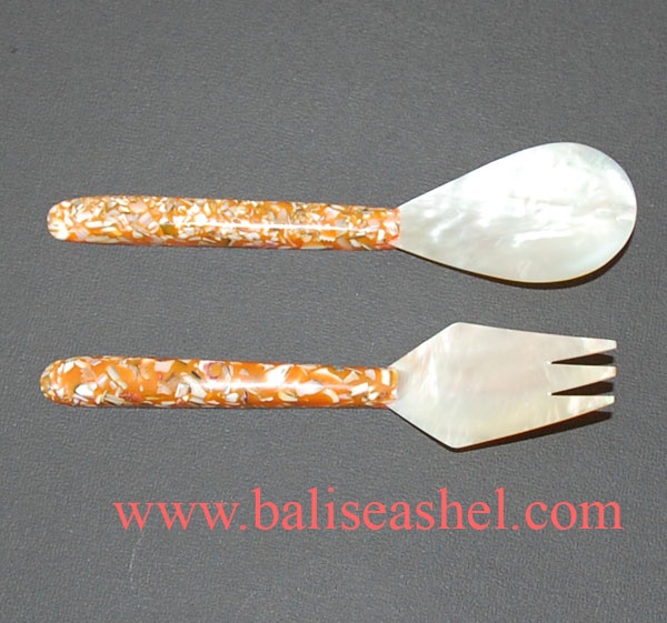 shell set fork and spoon