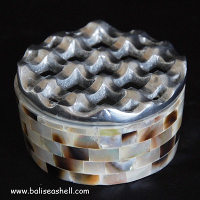 shell dish art pearl shell