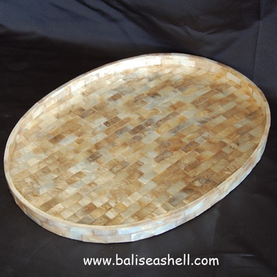 oval capis gold shell trey