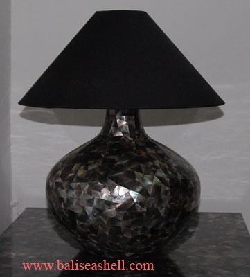 black tahitian pearl shell mosaic