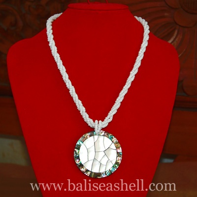 seashell necklace with bead art