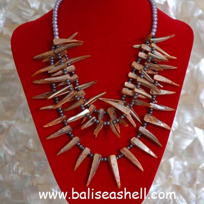 shell bead art natural necklace