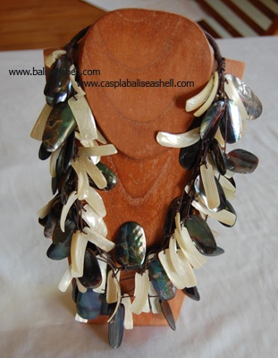 shell necklace with shell pcs cut