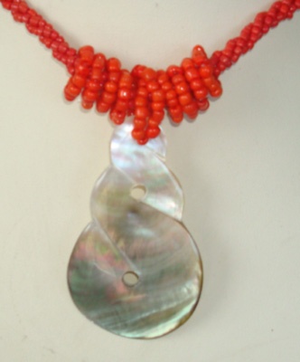 necklace shell carving