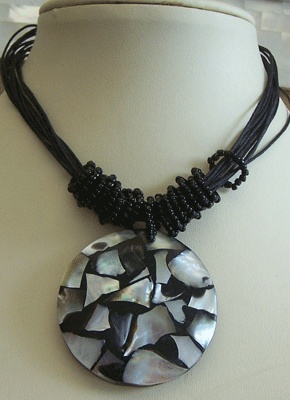 necklace with mop and receine