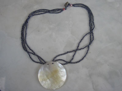 Necklace shell carving hook