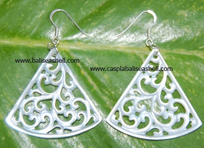 seashell earring carving silver