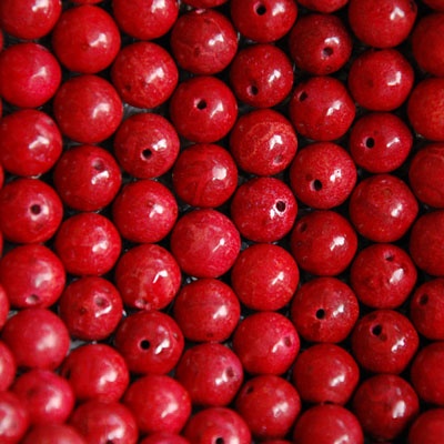 red coral bead cutting round