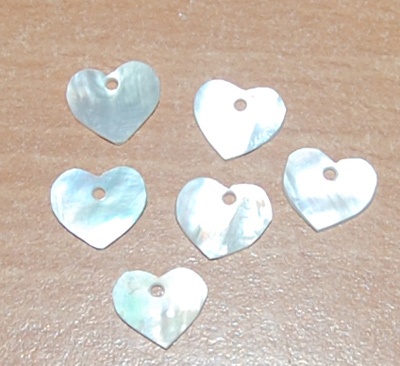 shell mop button cutting art