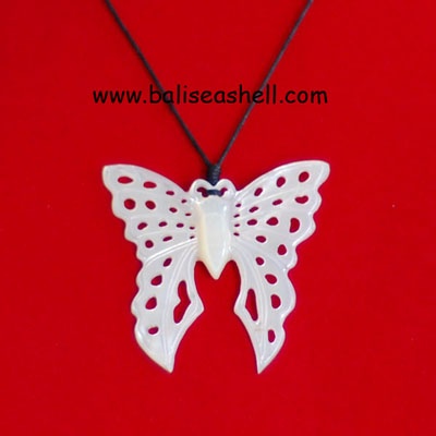 carving shell pendants art buterfly