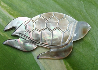 shell pendants carving jewelry art
