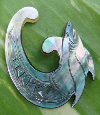 shell carving art