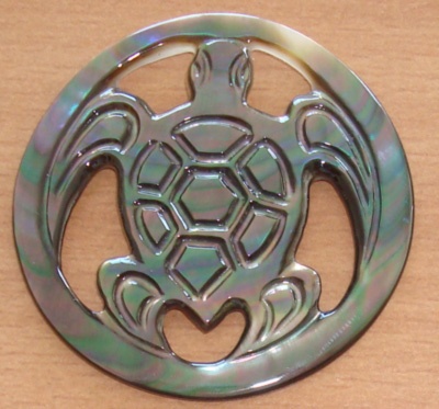 shell carving necklace