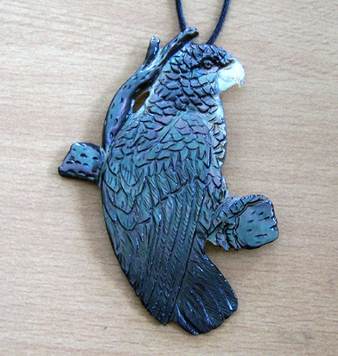 black mop shell carved necklace