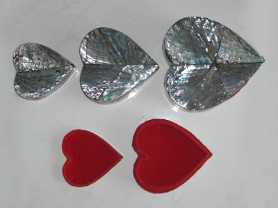 Box luv made from abalone green