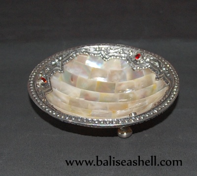 round mother of pearl crafts and gifts