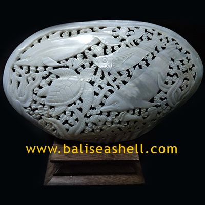 White Shell Carving Life Sea Ornament