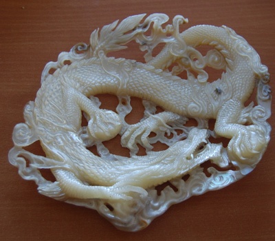 mother of pearl carving art