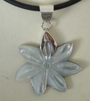 Pendants Flower Art